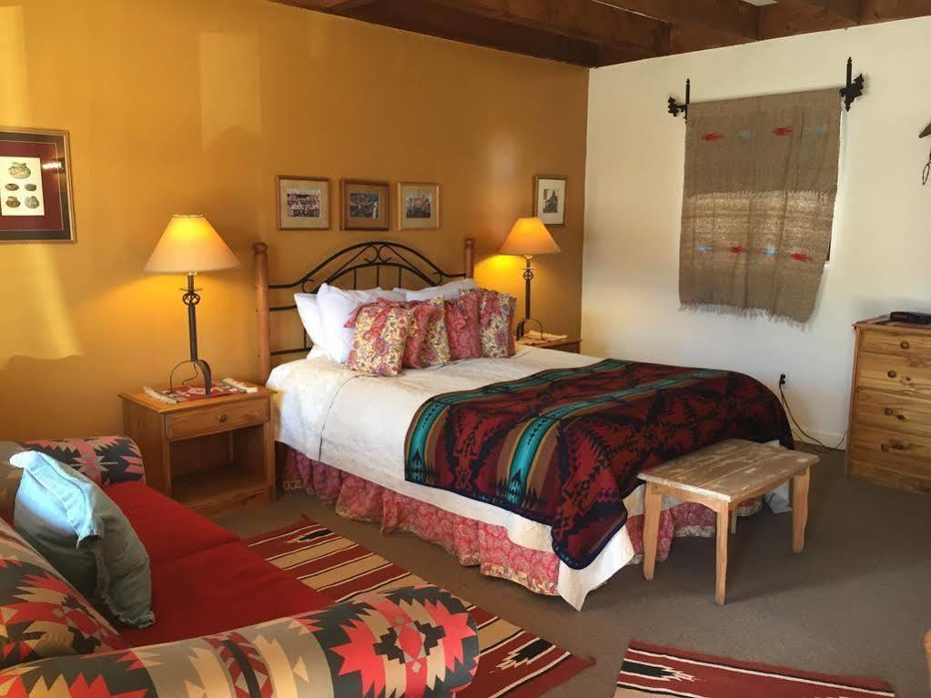 Inn On The Rio Taos Exteriör bild
